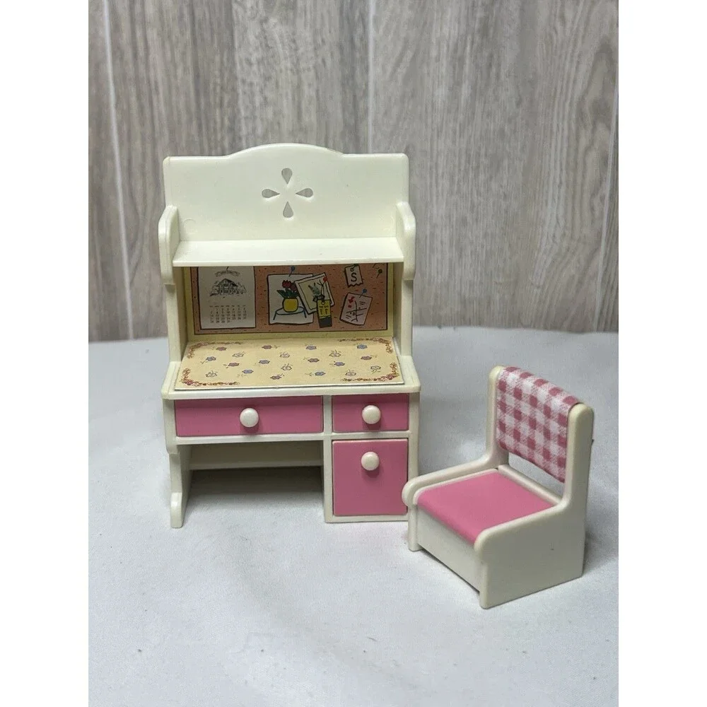 Vintage Epoch Calico Critters DESK & CHAIR